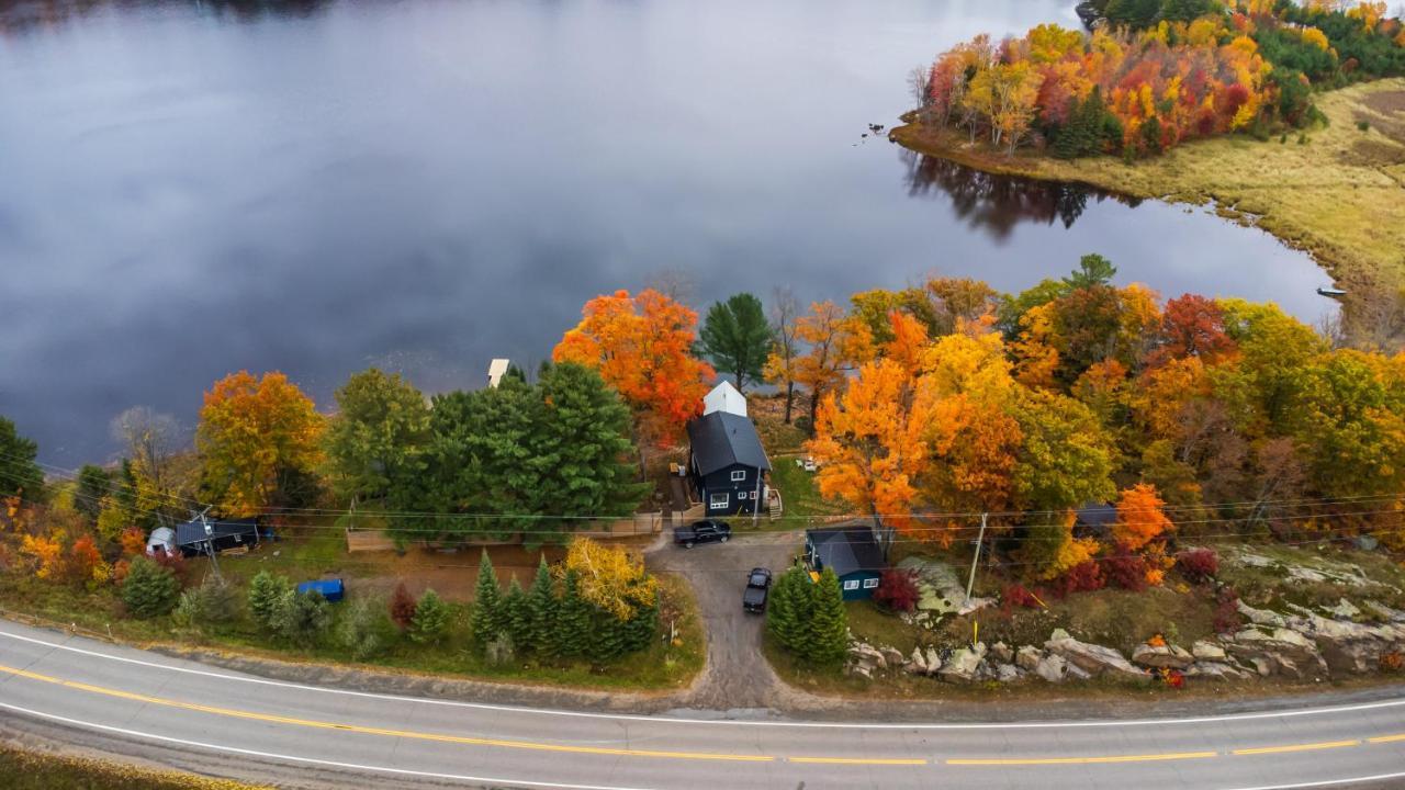 ホテル Muskoka Escape ポート・カーリング エクステリア 写真